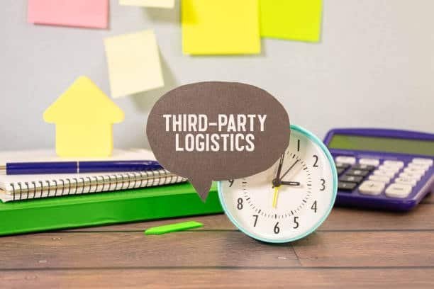 Concept image of third-party logistics highlighting time management in e-commerce fulfillment.