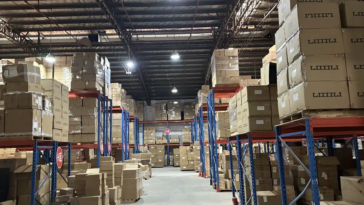 Large China fulfillment warehouse with organized inventory storage for centralized retail, online ecommerce, and wholesale order fulfillment.