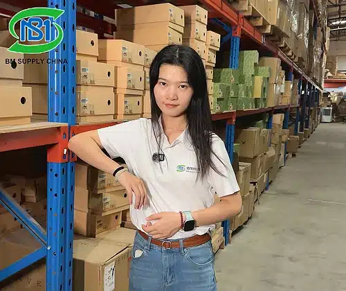 Professional Footwear Fulfillment Team in China Warehouse footwear fulfillment specialist managing shoe inventory and warehouse operations for global eCommerce brands